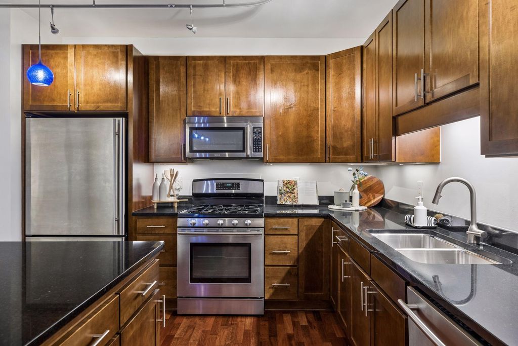 317 Groveland Avenue 116, Minneapolis, MN 55403 — photo 5