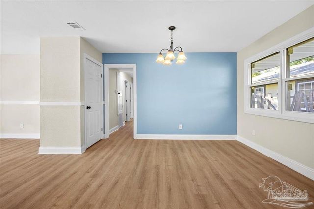 2403 N 7th Ave, Pensacola, FL 32503