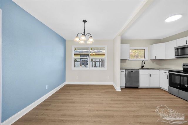 2403 N 7th Ave, Pensacola, FL 32503