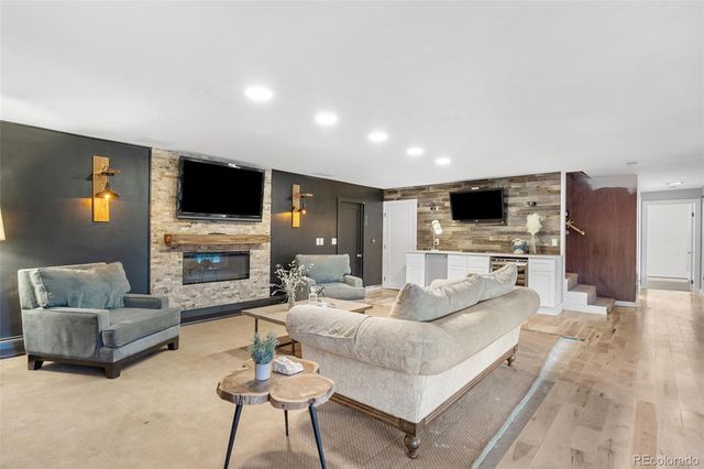 8170 Red Rock Court, Larkspur, CO 80118