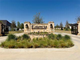 2012 Vaquero Drive, Weatherford, TX 76088