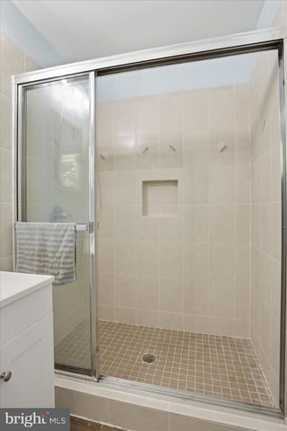 1084 RIDGE RD S, Martinsburg, WV 25403