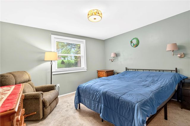 226 Briar Path, North Fayette, PA 15126