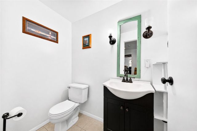 226 Briar Path, North Fayette, PA 15126