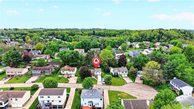 226 Briar Path, North Fayette, PA 15126