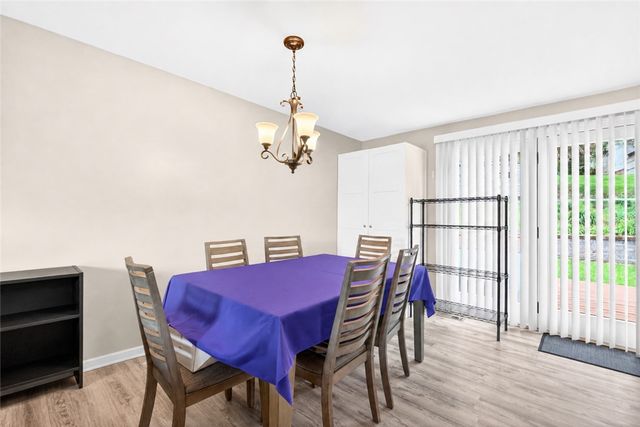 226 Briar Path, North Fayette, PA 15126