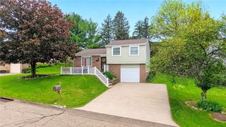 226 Briar Path, North Fayette, PA 15126