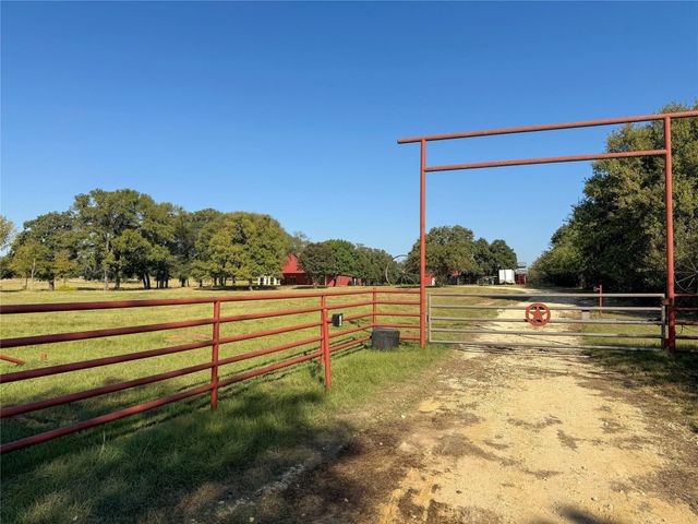 423 A HCR 1439, Covington, TX 76636