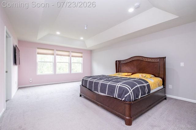 28296 Verona Drive, Novi, MI 48377