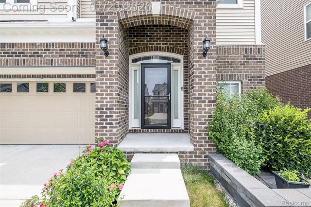 28296 Verona Drive, Novi, MI 48377