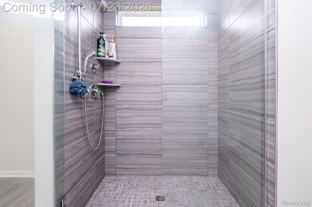 28296 Verona Drive, Novi, MI 48377