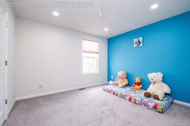 28296 Verona Drive, Novi, MI 48377