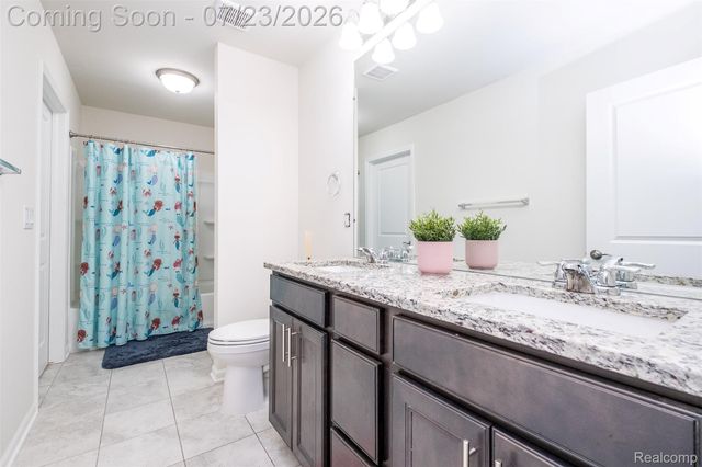 28296 Verona Drive, Novi, MI 48377