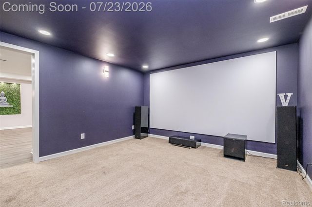 28296 Verona Drive, Novi, MI 48377