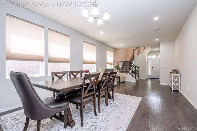 28296 Verona Drive, Novi, MI 48377