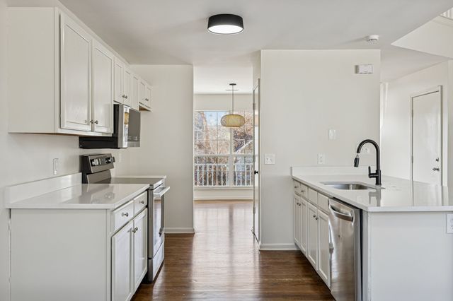 761 Sweetwater Cir, Old Hickory, TN 37138