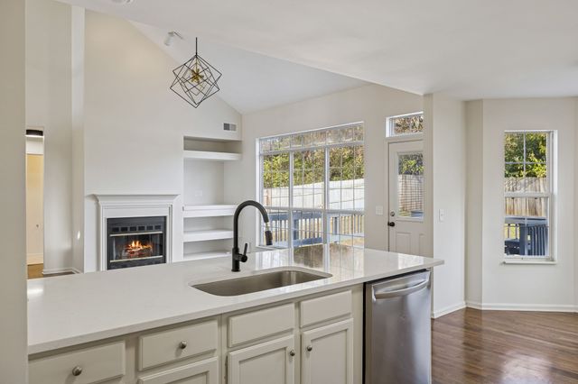 761 Sweetwater Cir, Old Hickory, TN 37138