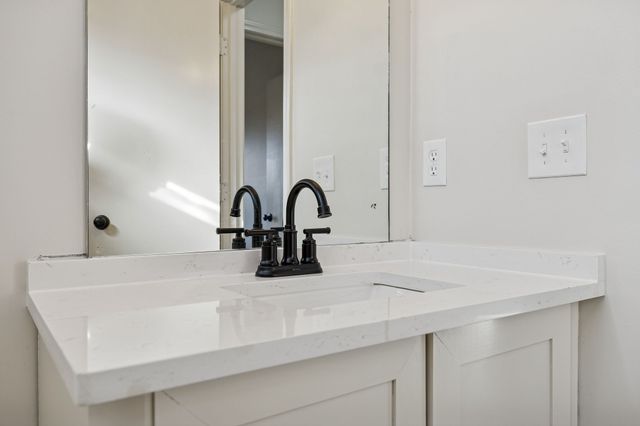 761 Sweetwater Cir, Old Hickory, TN 37138