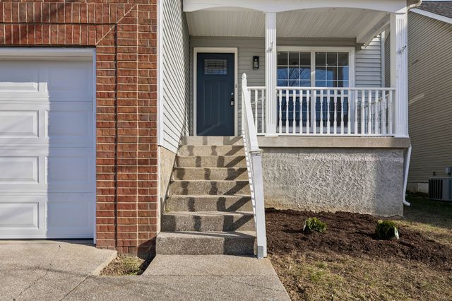 761 Sweetwater Cir, Old Hickory, TN 37138