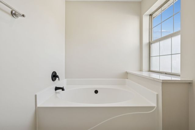 761 Sweetwater Cir, Old Hickory, TN 37138