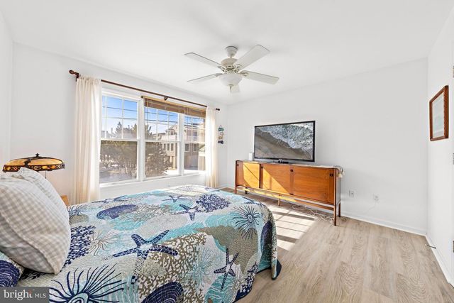 7 W JULIA AVE, Long Beach Township, NJ 08008