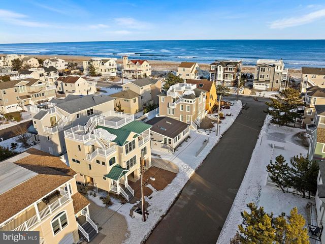 7 W JULIA AVE, Long Beach Township, NJ 08008