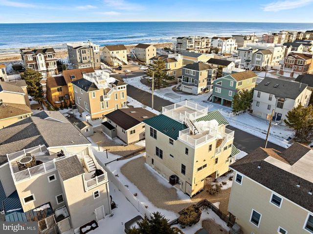 7 W JULIA AVE, Long Beach Township, NJ 08008