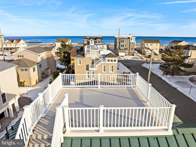 7 W JULIA AVE, Long Beach Township, NJ 08008