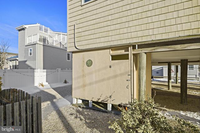 7 W JULIA AVE, Long Beach Township, NJ 08008