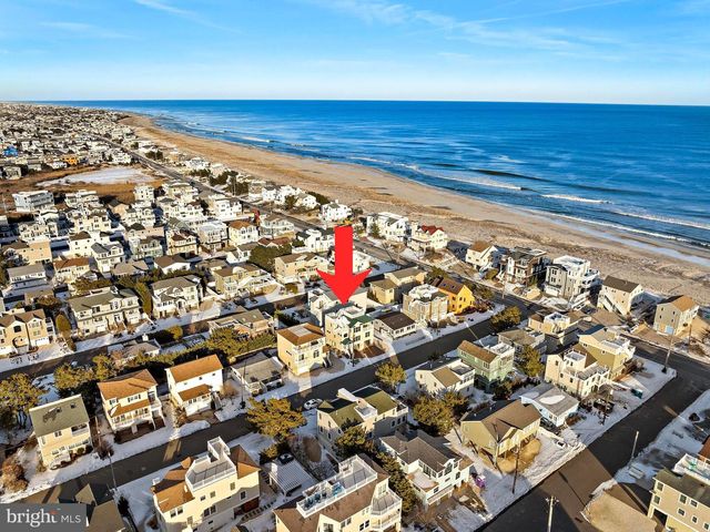 7 W JULIA AVE, Long Beach Township, NJ 08008