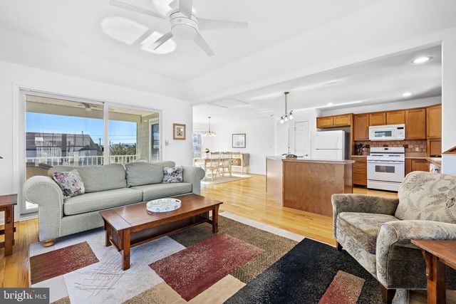 7 W JULIA AVE, Long Beach Township, NJ 08008