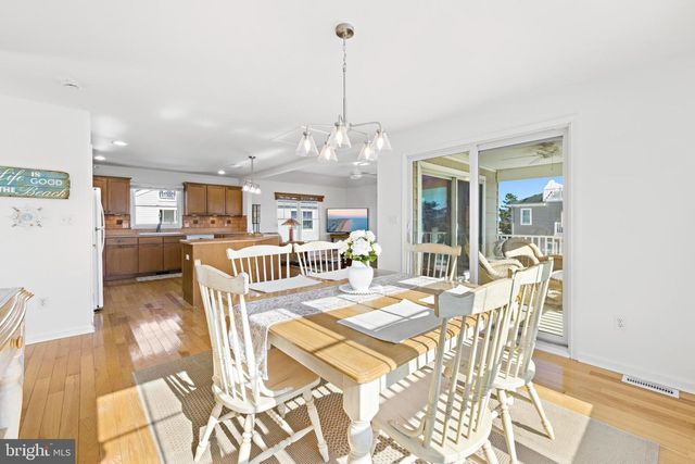 7 W JULIA AVE, Long Beach Township, NJ 08008