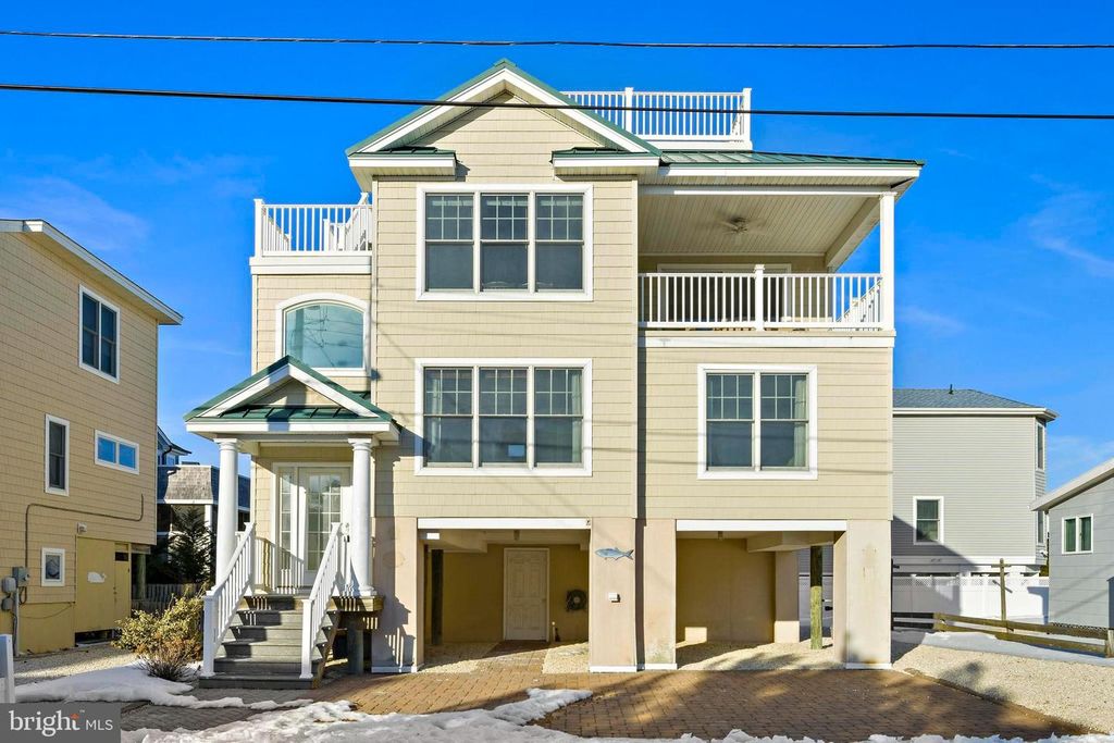 7 W JULIA AVE, Long Beach Township, NJ 08008