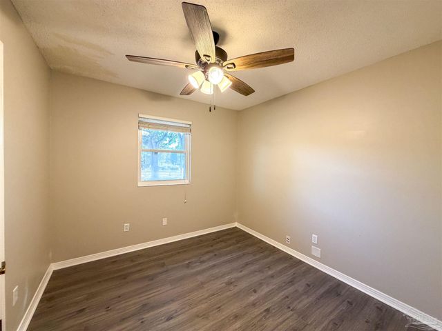 1965 Brentco Rd, Cantonment, FL 32533