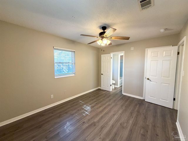 1965 Brentco Rd, Cantonment, FL 32533