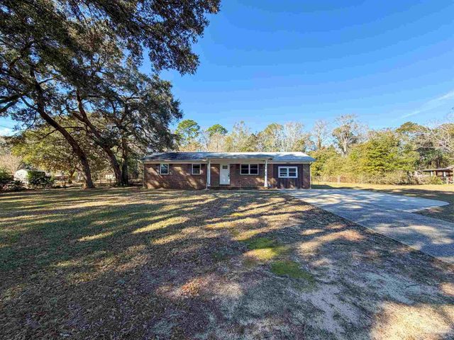 1965 Brentco Rd, Cantonment, FL 32533