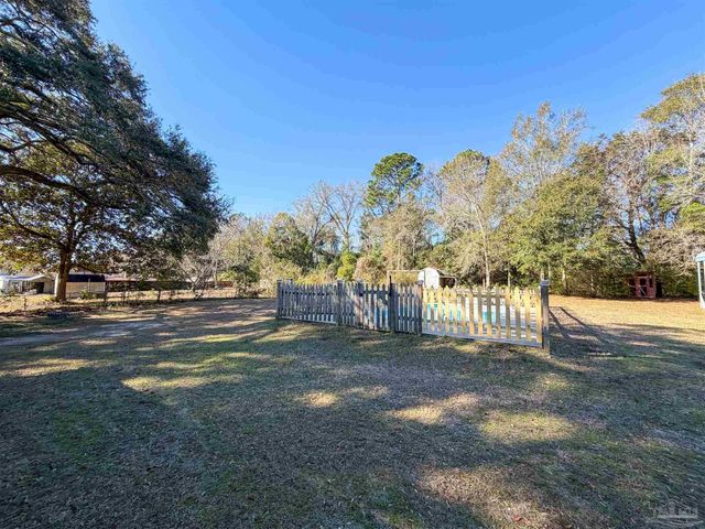 1965 Brentco Rd, Cantonment, FL 32533