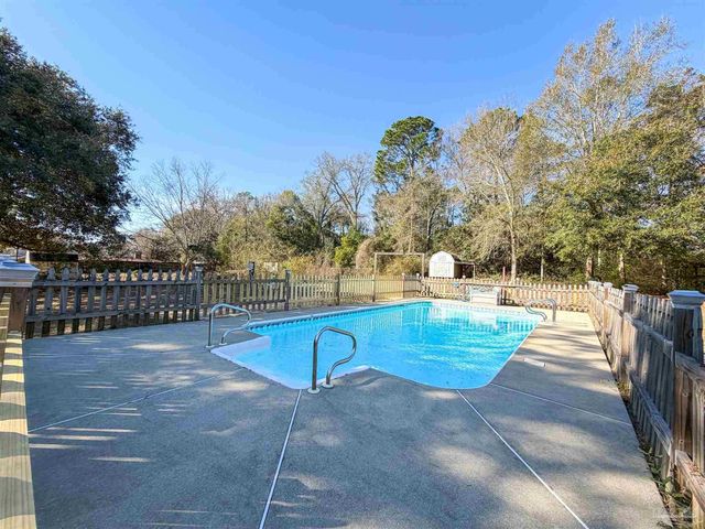 1965 Brentco Rd, Cantonment, FL 32533