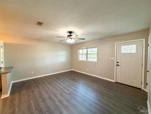 1965 Brentco Rd, Cantonment, FL 32533