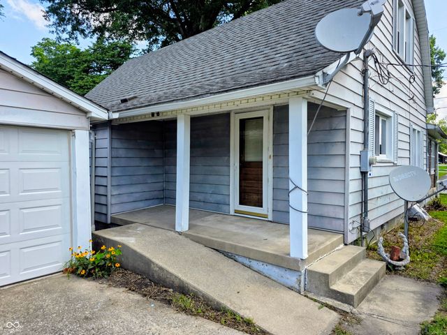 114 N Harrison, Brazil, IN 47834
