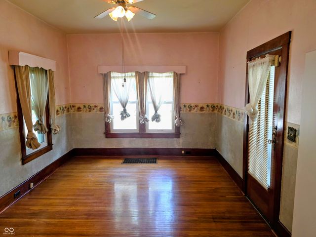 114 N Harrison, Brazil, IN 47834