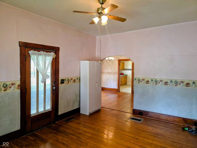 114 N Harrison, Brazil, IN 47834
