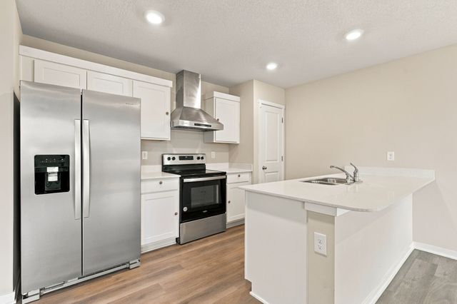 5082 Grandview Avenue, Des Moines, IA 50317