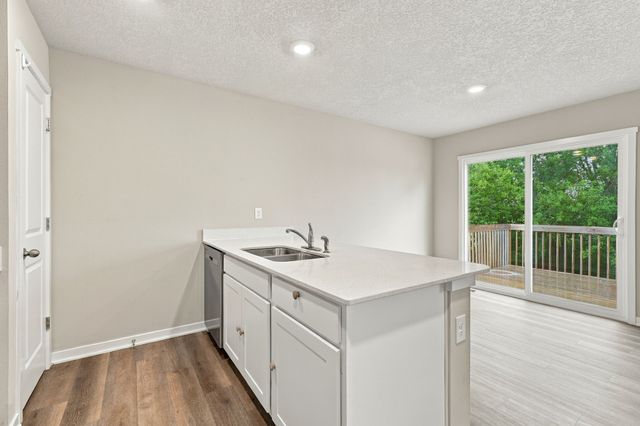 5082 Grandview Avenue, Des Moines, IA 50317