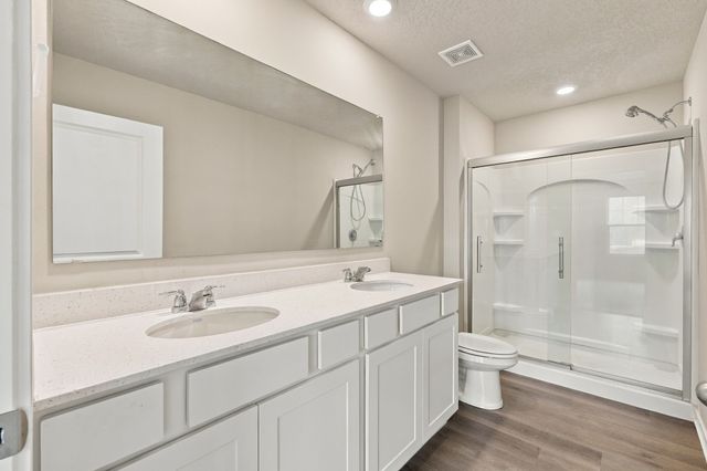 5082 Grandview Avenue, Des Moines, IA 50317