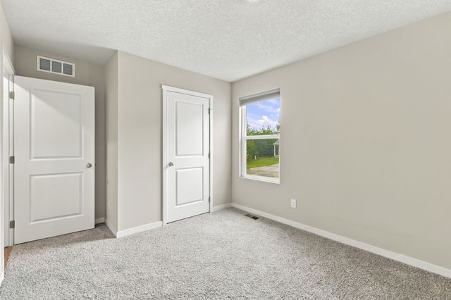 5082 Grandview Avenue, Des Moines, IA 50317