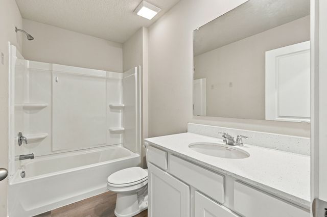 5082 Grandview Avenue, Des Moines, IA 50317