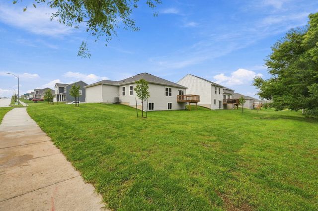 5082 Grandview Avenue, Des Moines, IA 50317