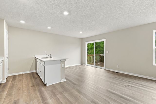 5082 Grandview Avenue, Des Moines, IA 50317