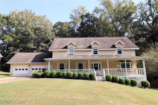 570 Creekwood Pass, Dallas, GA 30157